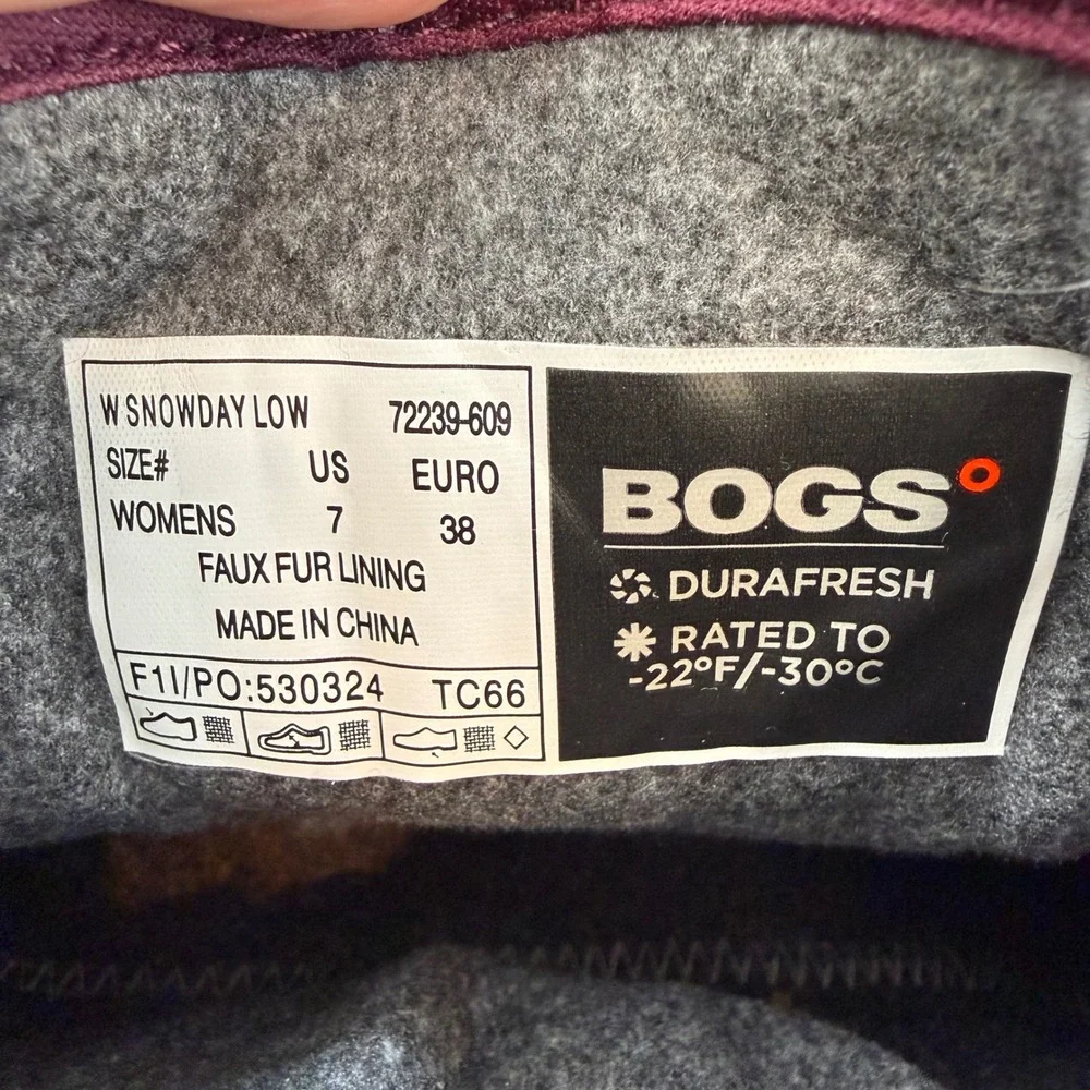 Bogs Snowday Low Boots Size 7 Burgundy Quilted Waterproof Winter Insulated Gorp